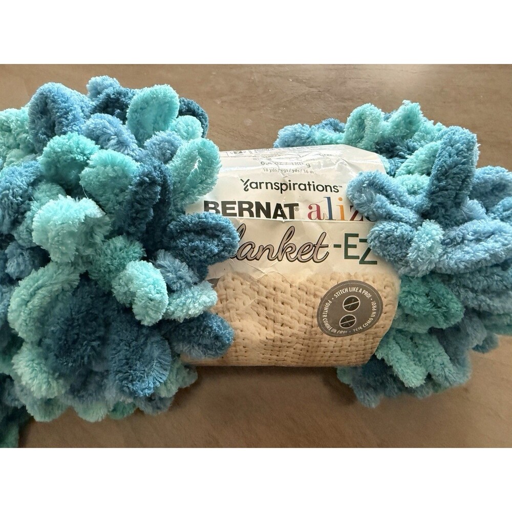 Lot of two skeins Bernat Alize Blanket-EZ yarn Seaport Teals 37019